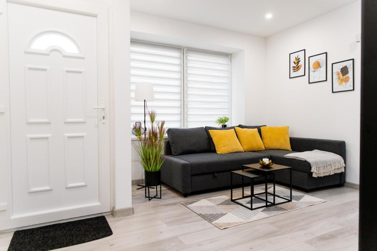 The Central Border Premium Apartment Štúrovo 外观 照片